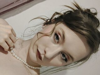 Join AreteFrost for Exclusive Live Webcam