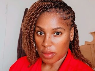 Join ElviraMontery for Exclusive Live Webcam