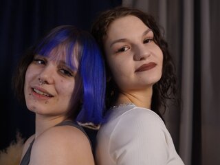 Join JudithAndMamie for Exclusive Live Webcam