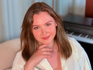 Join MelodyMore for Exclusive Live Webcam