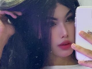 Join NiccollsSweet for Exclusive Live Webcam