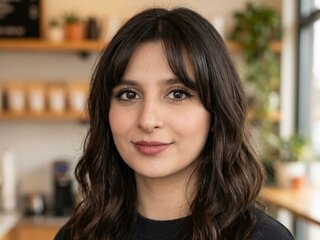 Join SaraDaniel for Exclusive Live Webcam