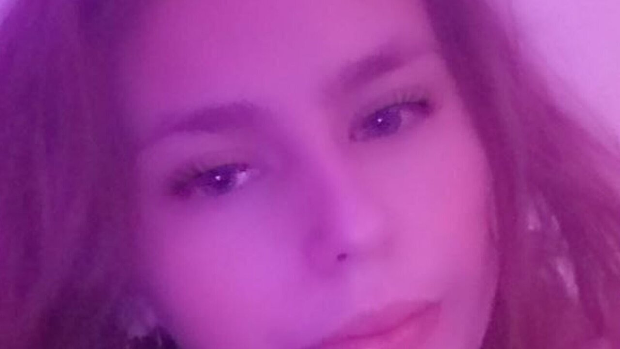 Join StellaHess for Exclusive Live Webcam